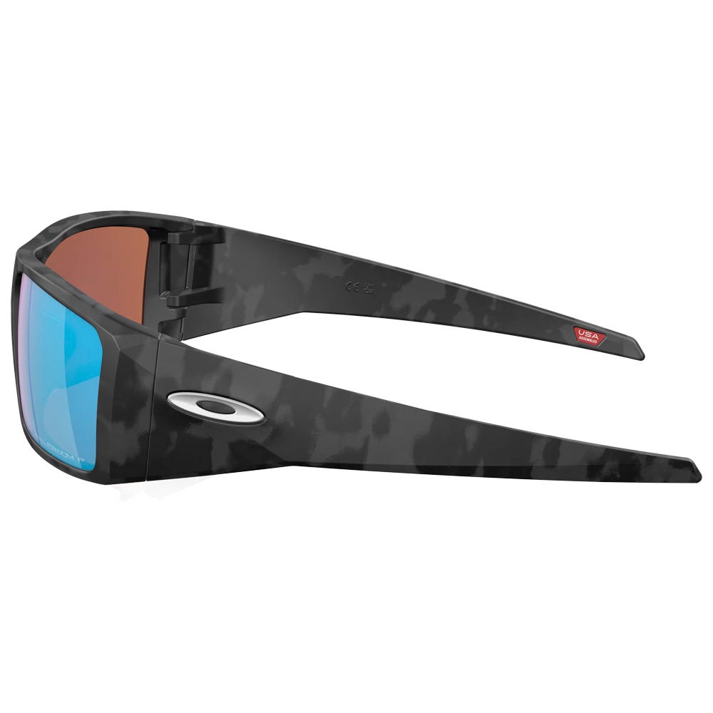 Heliostat Matte Black Camo Prizm Deep Water Polarized