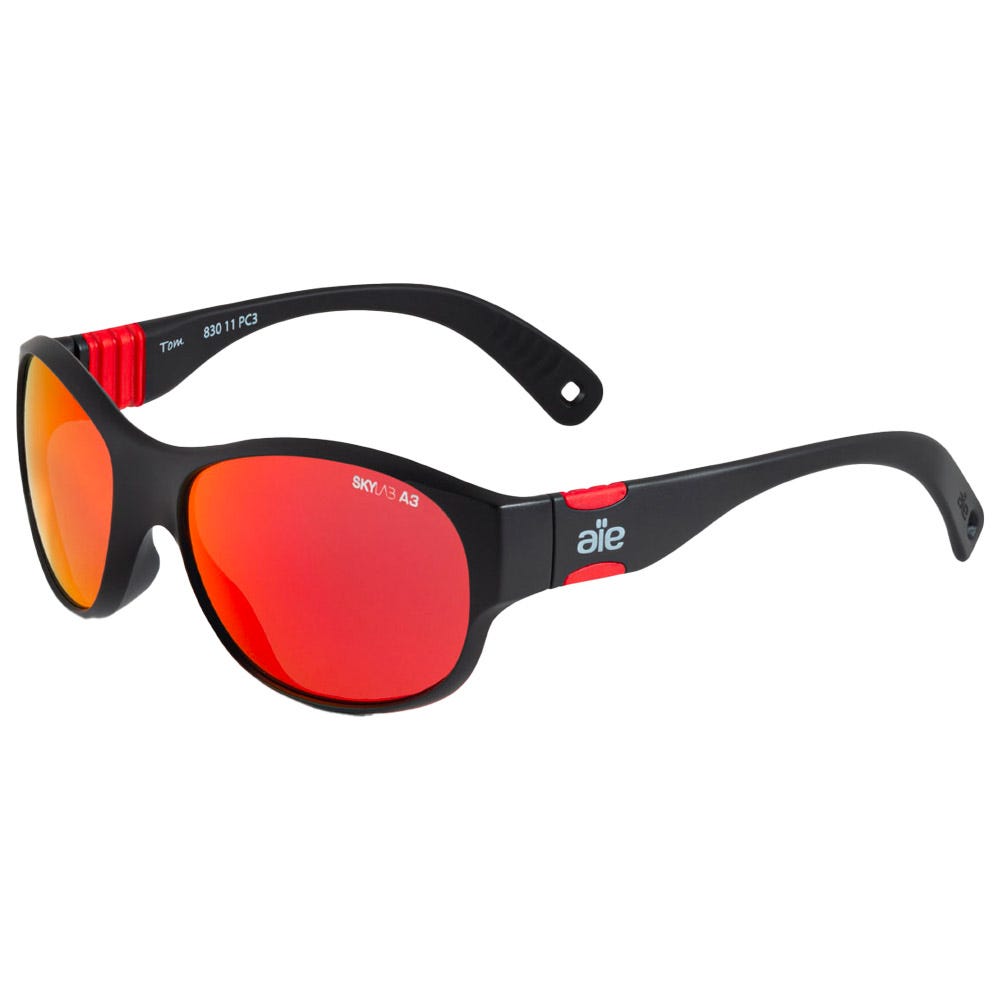 Tom Black Grey Red Flash