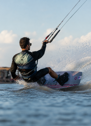 Die richtige Kitesurf-Brille ausw&auml;hlen